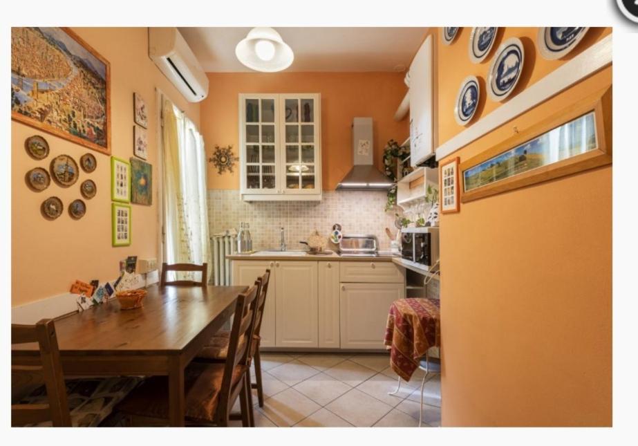 Tre Gigli Firenze Apartment, 5 Minutes From Station, Via Palazzuolo 55 Luaran gambar
